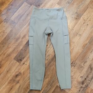 👖Avalanche Light Green Leggings